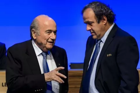 تبرئة بلاتر وبلاتيني للمرة الثانية من تهمة التلاعب بأموال "فيفا"